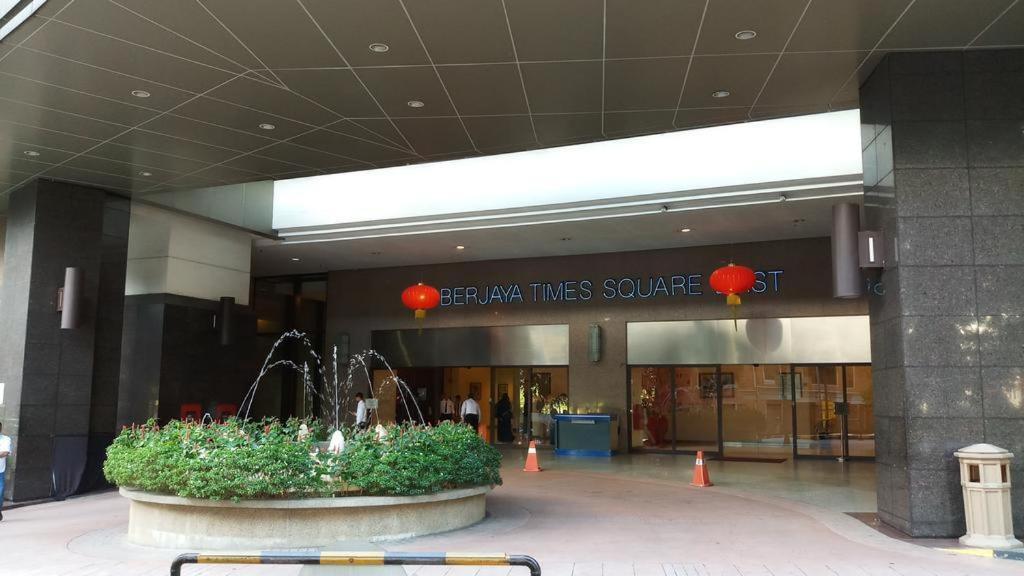 Апартаменты Al Sadirgroup At Time Sqaure Куала-Лумпур Экстерьер фото
